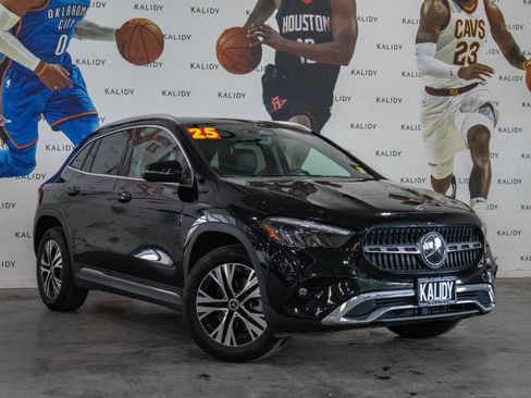 Used 2025 Mercedes-Benz GLA 250 image 2