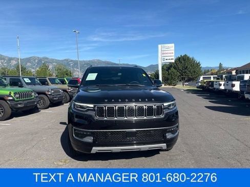 Used 2023 Jeep Wagoneer Series II w/ Mopar Step-Up Package AWD/4WD image 4