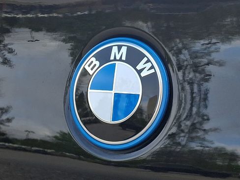 Used 2025 BMW i5 eDrive40i RWD image 32