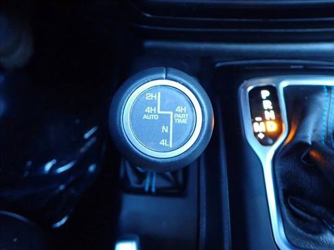 Used 2021 Jeep Wrangler Unlimited Rubicon 4xe w/ Steel Bumper Group image 23