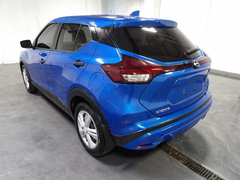 Used 2024 Nissan Kicks S FWD image 6