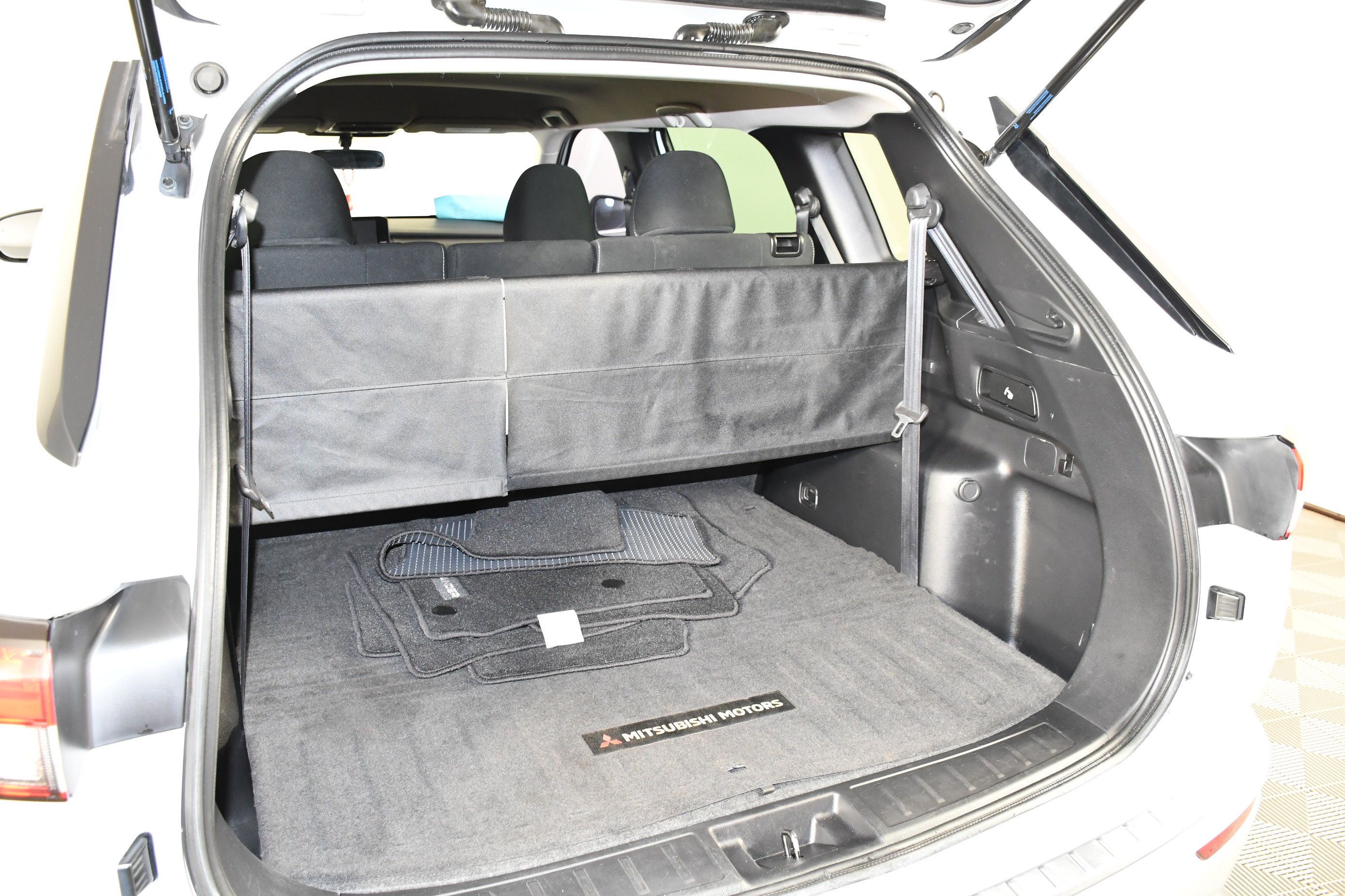 Used 2022 Mitsubishi Outlander ES AWD/4WD image 38
