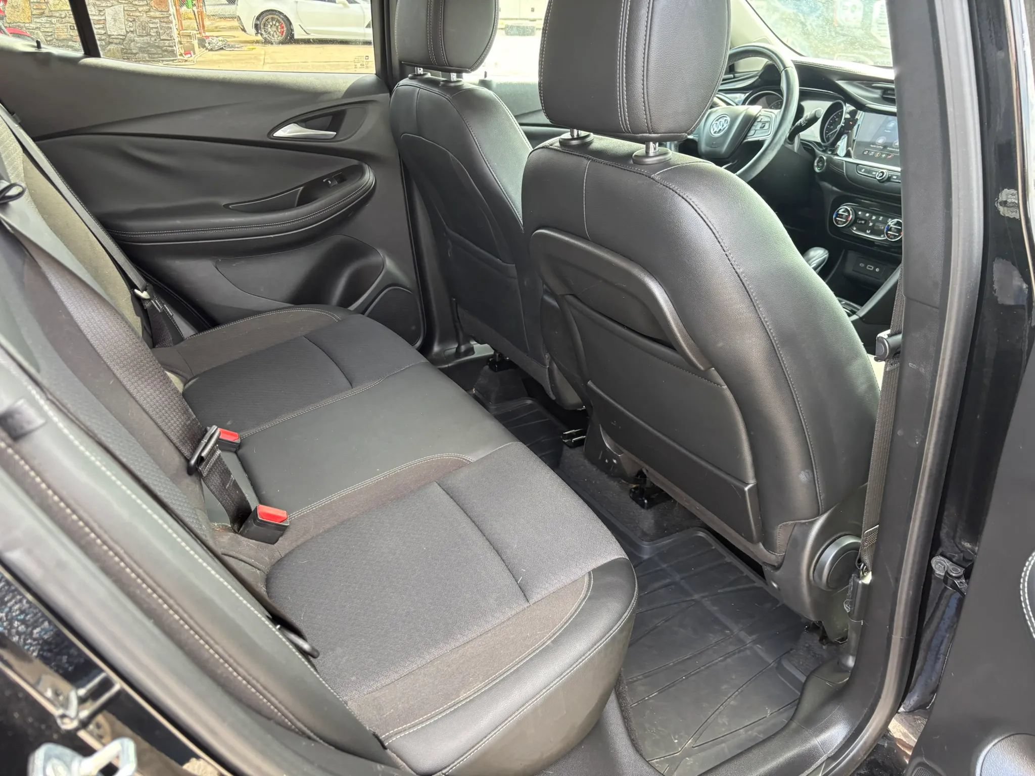 Used 2021 Buick Encore GX Select FWD image 17