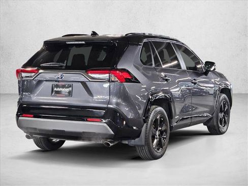 Used 2020 Toyota RAV4 XSE image 5