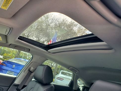 Used 2025 Acura Integra image 17