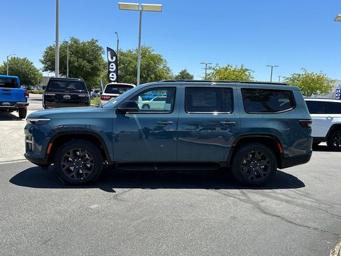 New 2026 Jeep Grand Wagoneer Limited w/ Rear Seat Video Group I AWD/4WD image 3