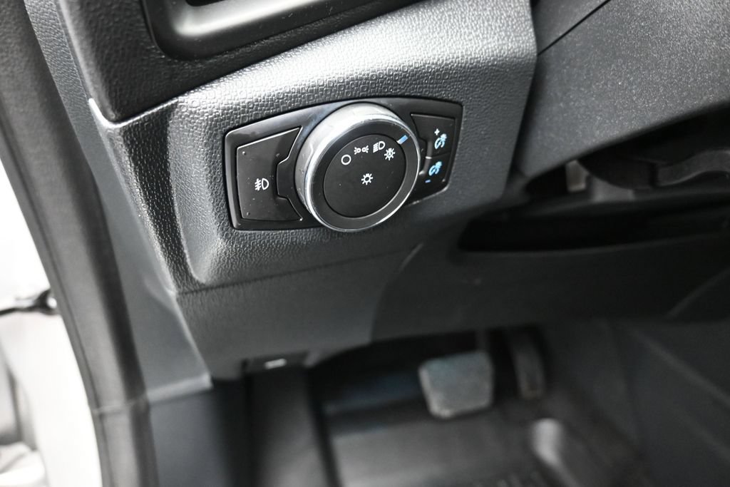 Used 2021 Ford EcoSport SE w/ SE Convenience Package FWD image 13