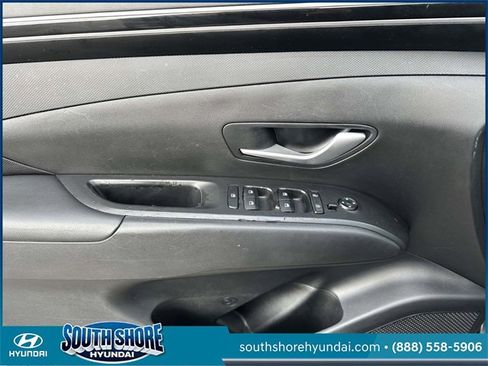 Certified 2022 Hyundai Tucson SE w/ Cargo Package image 18