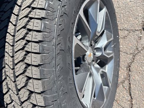 New 2026 Chevrolet Silverado 1500 LT image 17