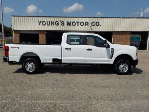 Used 2024 Ford F350 XL w/ 360-Degree Camera Package AWD/4WD image 7