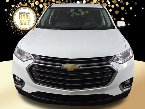 Used 2020 Chevrolet Traverse LT image 3