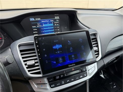 Used 2013 Honda Accord Sport image 16