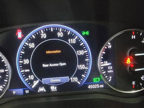 Used 2024 Buick Enclave Avenir w/ Avenir Technology Package AWD/4WD image 12