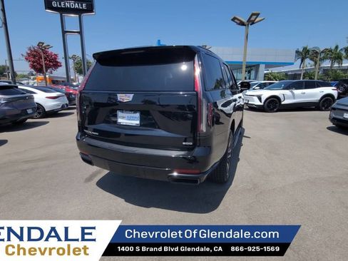 Certified 2024 Cadillac Escalade Sport RWD image 7