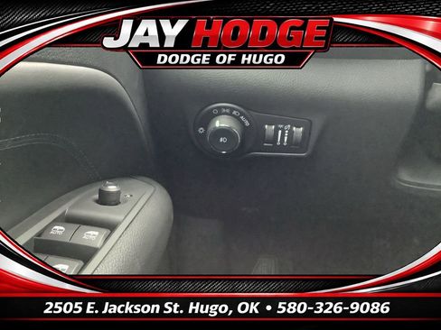 New 2026 Jeep Compass Latitude image 11