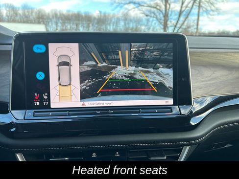 Used 2025 Volkswagen Atlas SE image 19