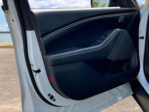 Used 2023 Ford Mustang Mach-E Select w/ Comfort Package Lite RWD image 20