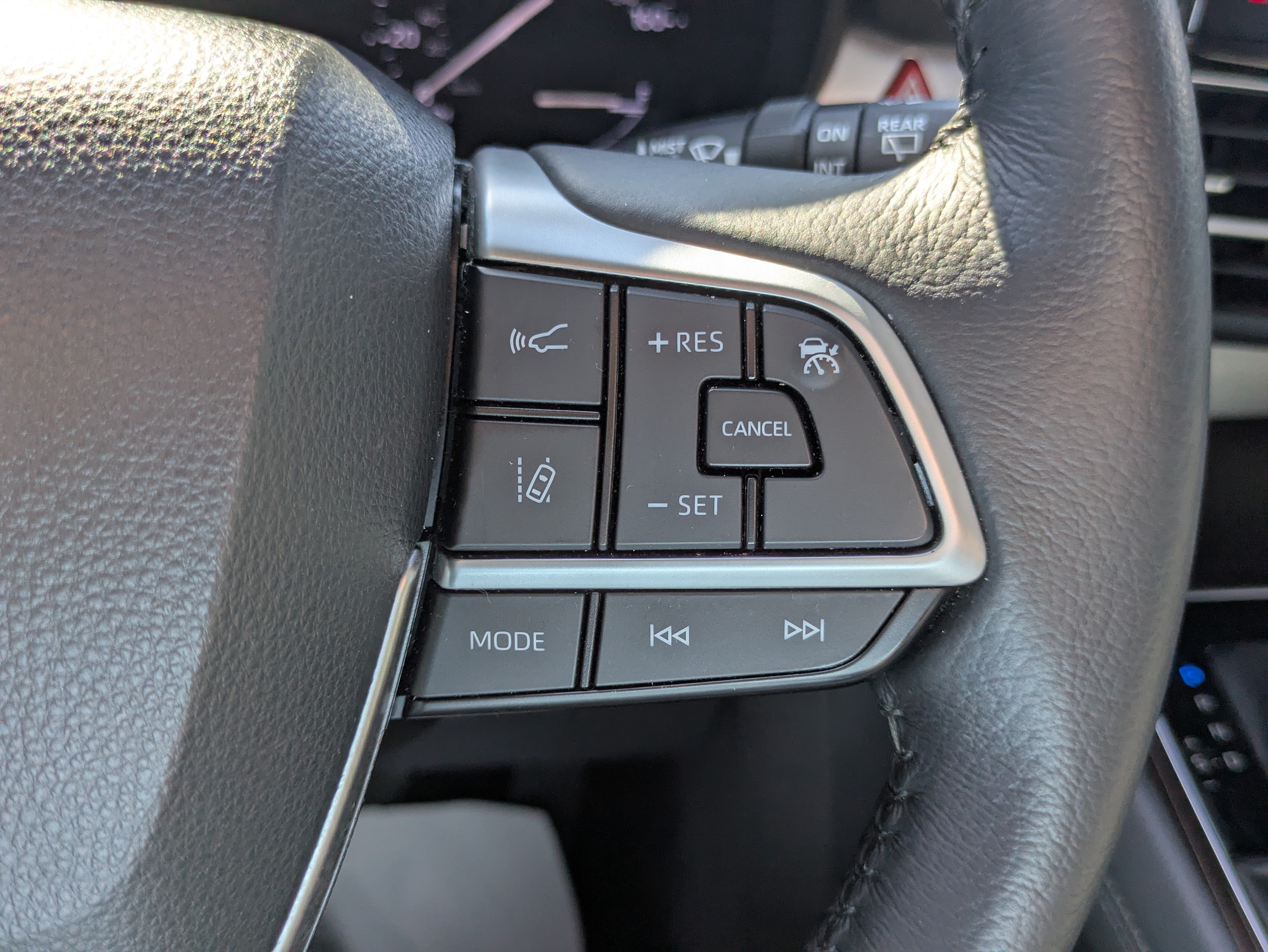 Certified 2021 Toyota Sienna XLE FWD image 21
