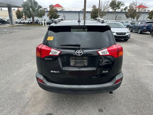 Used 2014 Toyota RAV4 XLE image 6