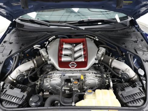 Used 2014 Nissan GT-R Premium image 82