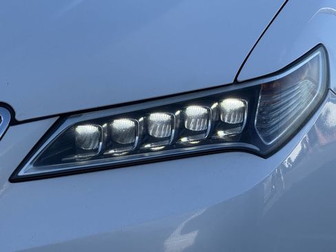 Used 2017 Acura TLX V6 w/ Technology Package image 22