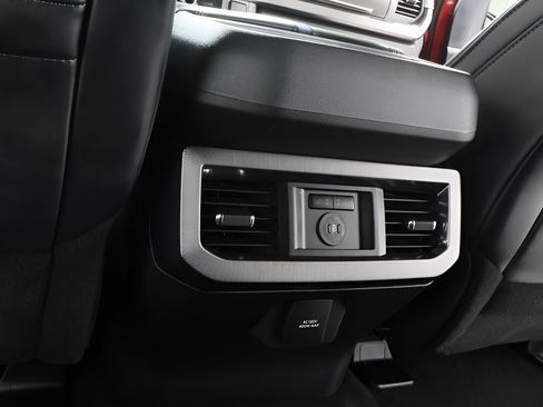 Used 2025 Ford F250 Platinum AWD/4WD image 26
