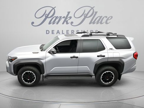 Used 2025 Toyota 4Runner TRD Off-Road Premium w/ Tow Technology Package AWD/4WD image 6