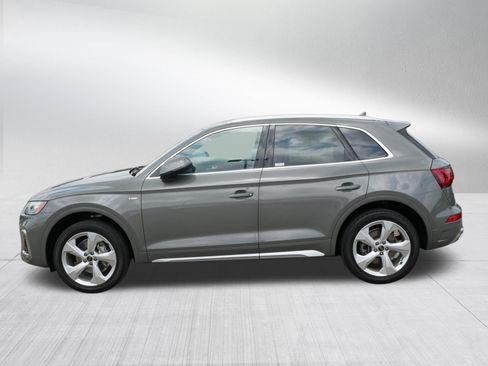 Used 2023 Audi Q5 2.0T Premium Plus w/ Premium Plus Package AWD/4WD image 4
