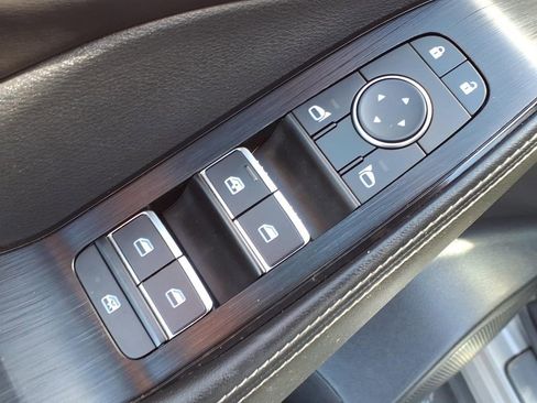 Certified 2023 Nissan Rogue Platinum w/ Platinum Premium Package image 16