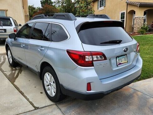 Used 2017 Subaru Outback 2.5i Premium image 36