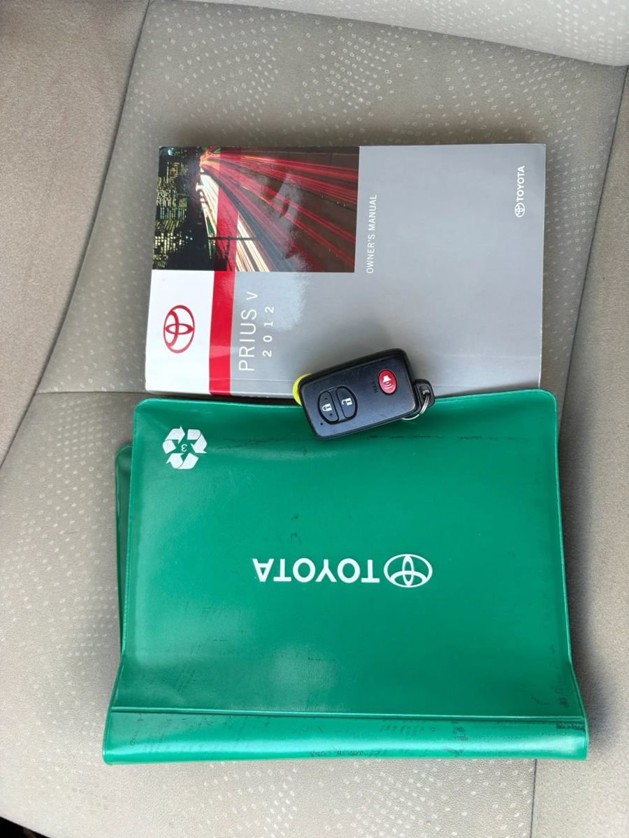 Used 2012 Toyota Prius V Three FWD image 13