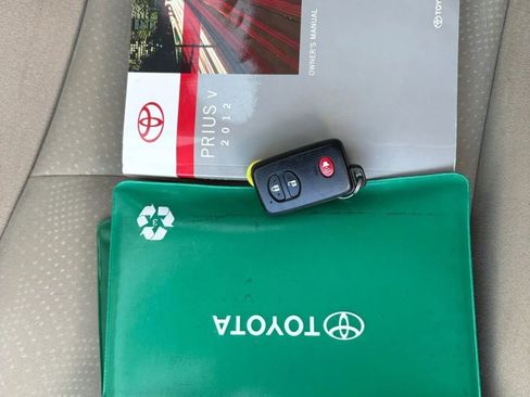 Used 2012 Toyota Prius V Three FWD image 13