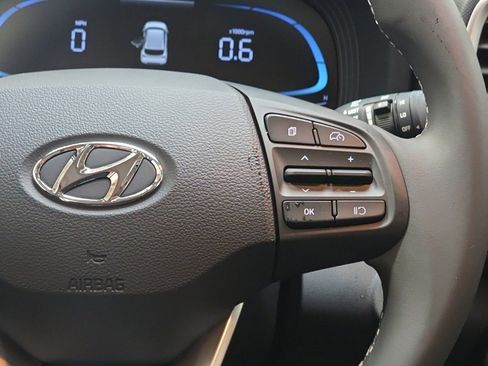 New 2026 Hyundai Venue SEL image 18