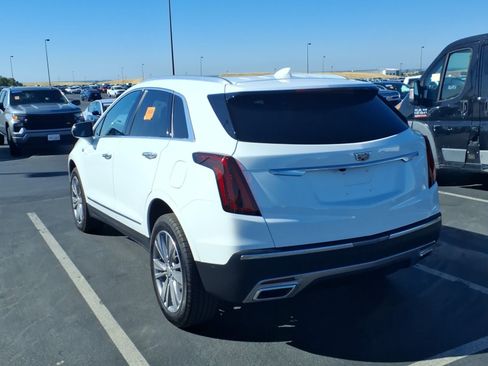 Used 2024 Cadillac XT5 Premium Luxury FWD image 2