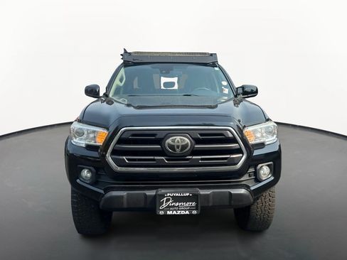 Used 2019 Toyota Tacoma SR5 AWD/4WD image 8