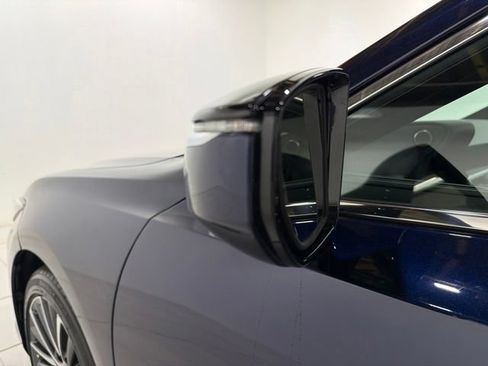 Used 2023 Lexus ES 350 w/ Premium Package FWD image 9