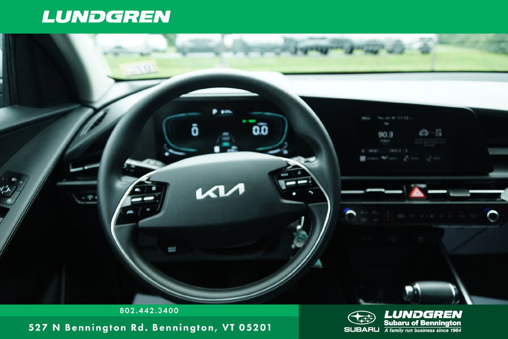 Used 2024 Kia Niro LX FWD image 7