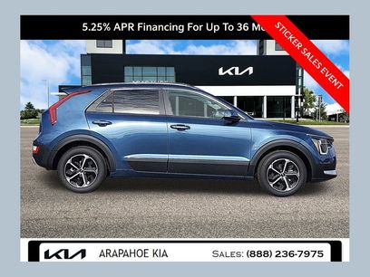 New 2025 Kia Niro EX