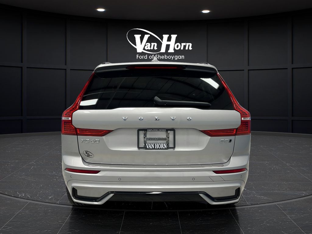 Used 2024 Volvo XC60 B5 Plus w/ Protection Package Premier AWD/4WD image 6