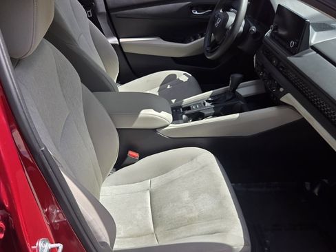 Used 2023 Honda Accord LX image 16