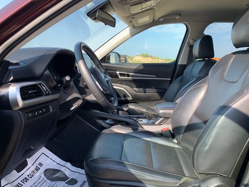 Used 2020 Kia Telluride LX AWD/4WD image 15