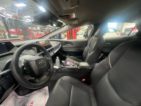 Certified 2024 Toyota Prius XLE AWD/4WD image 7