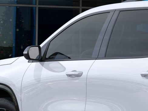 New 2026 Chevrolet Traverse RS w/ LPO, Floor Liner Package FWD image 12