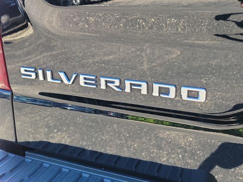 Used 2025 Chevrolet Silverado 1500 LTZ w/ Technology Package AWD/4WD image 9