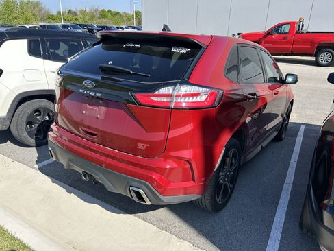 Used 2021 Ford Edge ST w/ Equipment Group 401A AWD/4WD image 7