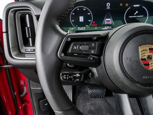 Certified 2024 Porsche Cayenne AWD/4WD image 10