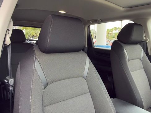 Certified 2024 Honda CR-V EX image 9