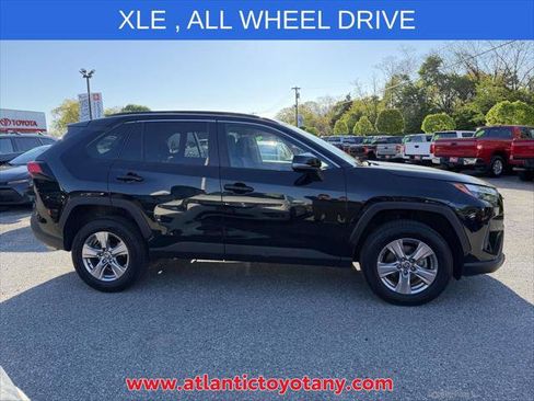 Certified 2024 Toyota RAV4 XLE AWD/4WD image 9