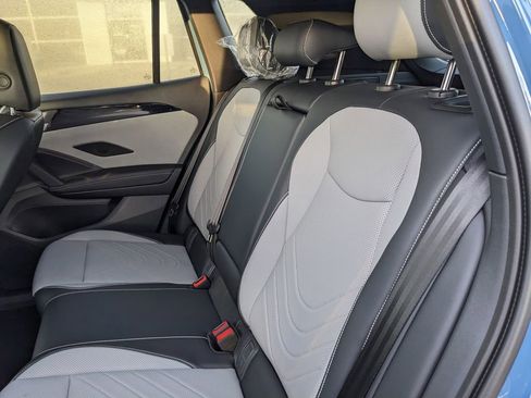 New 2026 Volkswagen Tiguan SE R-Line image 18