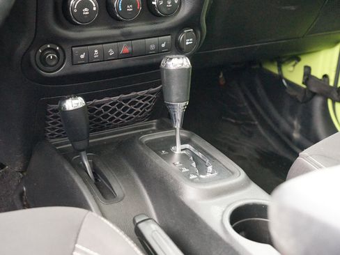 Used 2016 Jeep Wrangler Unlimited Sahara w/ Dual Top Group image 25